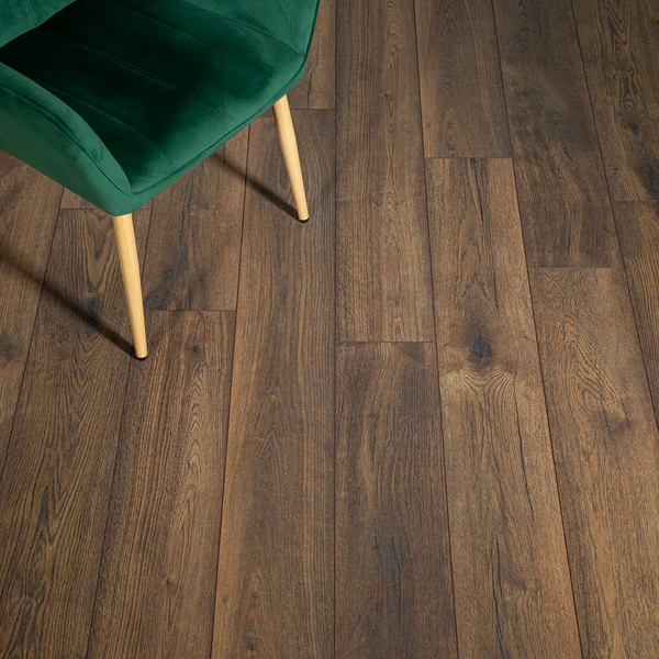 Robusto Villa 12mm Laminate Flooring by Kronotex